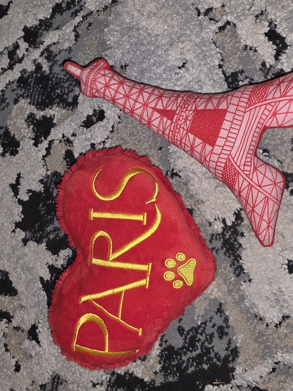 Red Paris Heart Plush Dog Toy with Embroidered Paw - Unbranded